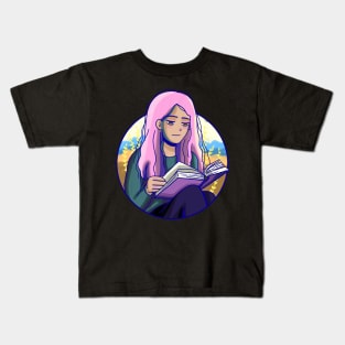 Cute girl with pink hair reading Kids T-Shirt